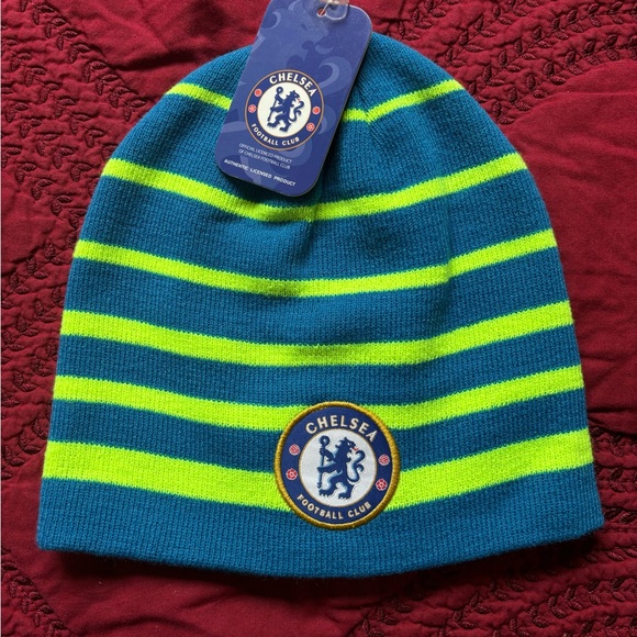 CHELSEA FOOTBALL CLUB BEANIE , 100% ACRLYC - Picture 2 of 4